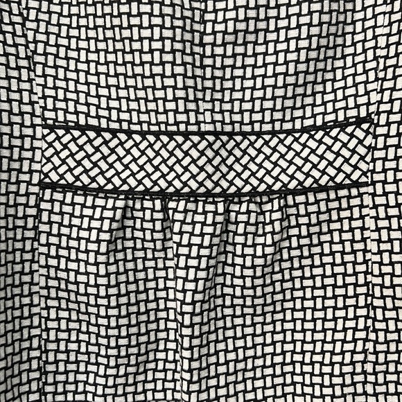 White House Black Market Blazer 4 Geometric Ruffle Lace Beaded Cropped Career - Picture 6 of 9